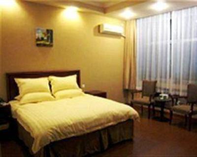 фото отеля GreenTree Inn Beiyuan Lishan Hotel Jinan