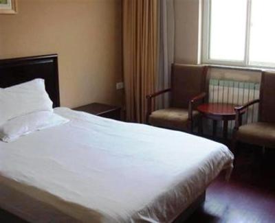 фото отеля GreenTree Inn Beiyuan Lishan Hotel Jinan