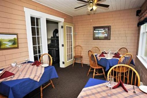 фото отеля The Home Place Inn & Restaurant