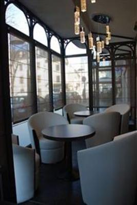 фото отеля Hotel Foch Tarbes