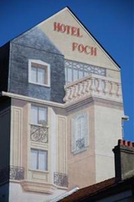 фото отеля Hotel Foch Tarbes