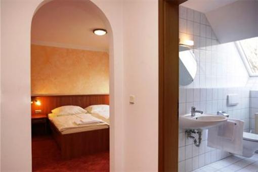 фото отеля Hotel - Restaurant Zorbas