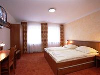 Hotel - Restaurant Zorbas
