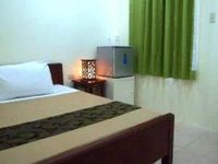 Blue Lagoon Inn & Suites