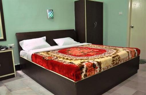 фото отеля Hotel Kiran Palace Varanasi