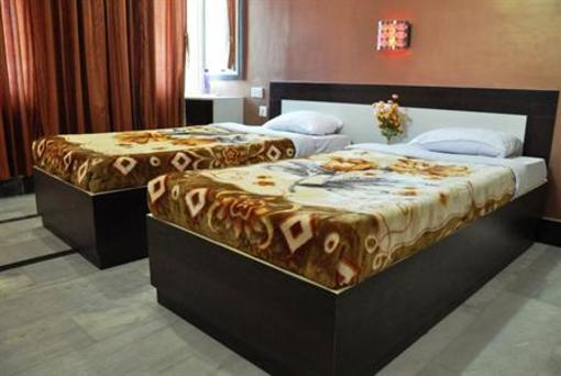 фото отеля Hotel Kiran Palace Varanasi