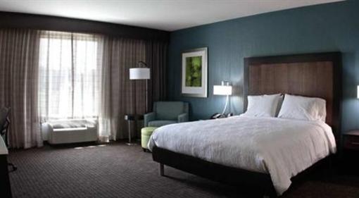 фото отеля Hilton Garden Inn Victoria