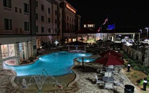 фото отеля Hilton Garden Inn Victoria