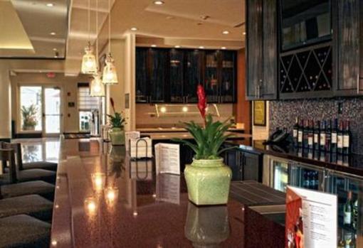 фото отеля Hilton Garden Inn Victoria