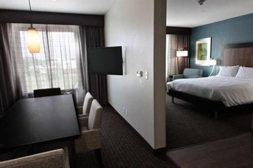 фото отеля Hilton Garden Inn Victoria