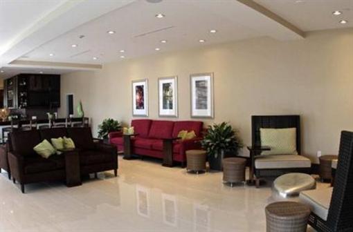 фото отеля Hilton Garden Inn Victoria