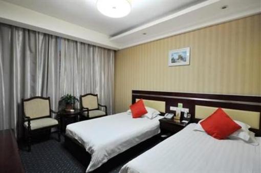 фото отеля Xincun Holiday Inn