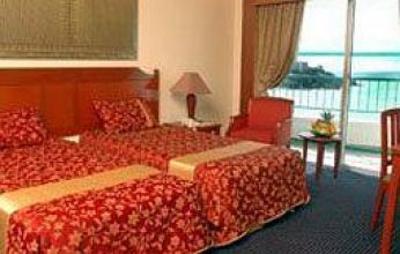 фото отеля Rainbow Paradise Beach Resort