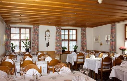 фото отеля Gasthaus Zur Sonne Aesch
