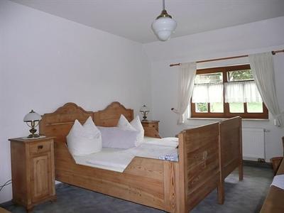 фото отеля Pension Im Landgasthof Heukewalde
