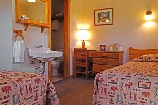 фото отеля Old Faithful Lodge