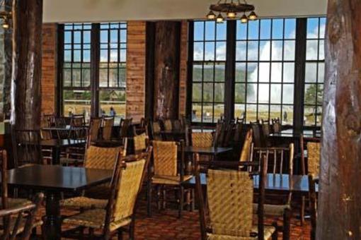 фото отеля Old Faithful Lodge