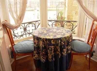 фото отеля Hostal Santa Maria Portugalete