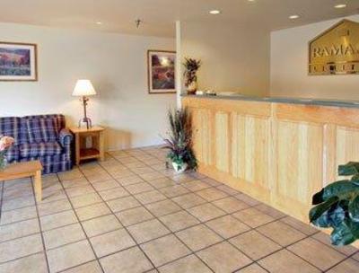 фото отеля Ramada Limited of Blue Ridge