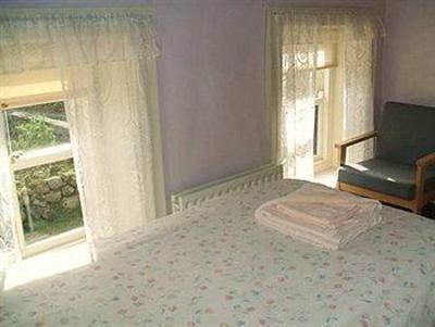 фото отеля Johnny's Cottage