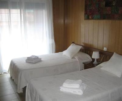 фото отеля Hostal Olimpia