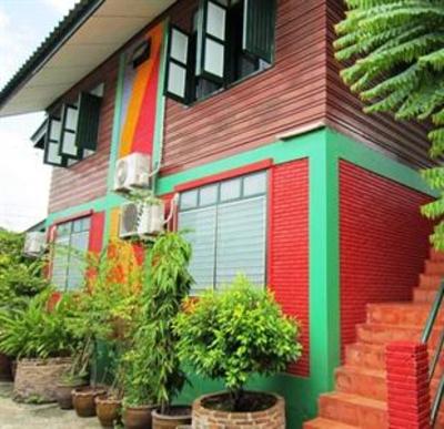 фото отеля San Sook Place Guest House