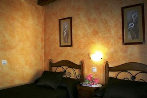 фото отеля Hostal Segovia