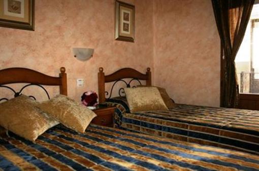 фото отеля Hostal Segovia