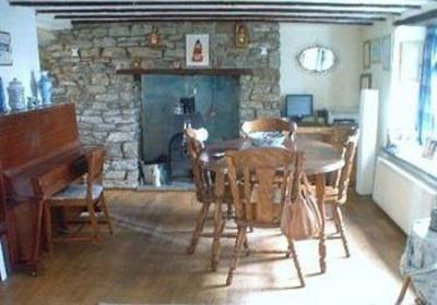 фото отеля Rose Cottage Saundersfoot