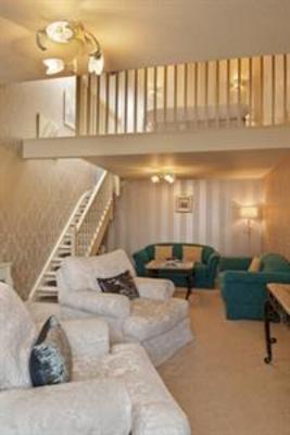 фото отеля Holiday Inn A55 Chester-West