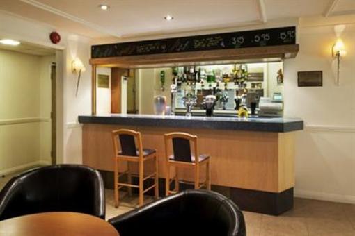 фото отеля Holiday Inn A55 Chester-West