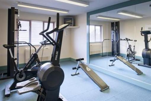 фото отеля Holiday Inn A55 Chester-West