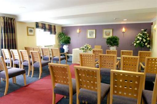 фото отеля Holiday Inn A55 Chester-West