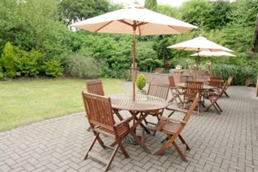 фото отеля Holiday Inn A55 Chester-West