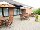 фото отеля Holiday Inn A55 Chester-West