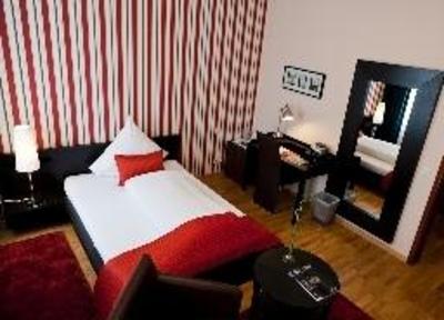 фото отеля Suiten Hotel Dependance Laterne