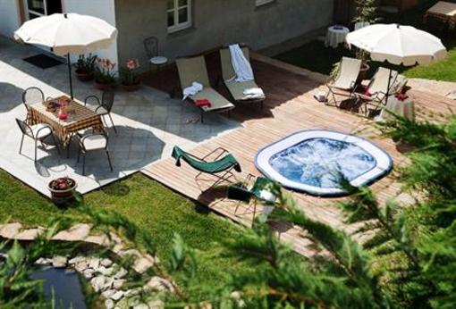 фото отеля Marcarini Agriturismo Neviglie