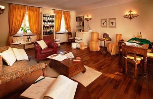 фото отеля Marcarini Agriturismo Neviglie