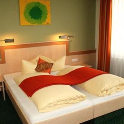 фото отеля Kohlers Krone Hotel Ehingen