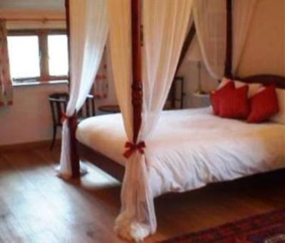 фото отеля Anstey Grove Barn Bed and Breakfast Buntingford