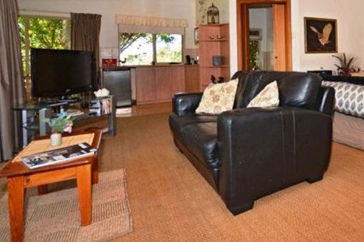 фото отеля Adelaide Hills Country Cottages Oakbank
