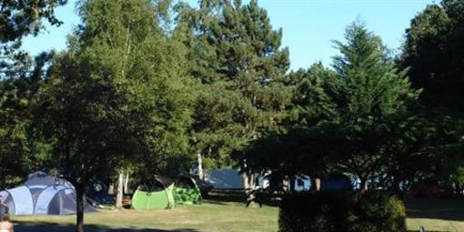 фото отеля Camping Domaine du Lac de Miel