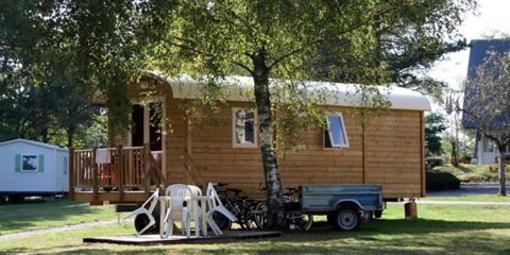фото отеля Camping Domaine du Lac de Miel