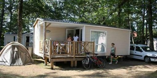 фото отеля Camping Domaine du Lac de Miel