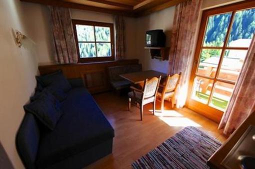 фото отеля Hotel Cresta Samnaun