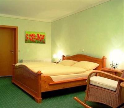 фото отеля Hotel Baren Dossenheim