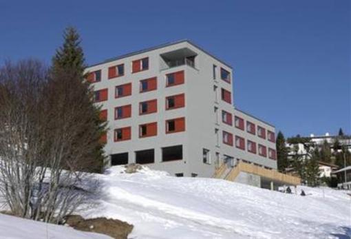 фото отеля Youth Hostel Valbella-Lenzerheide