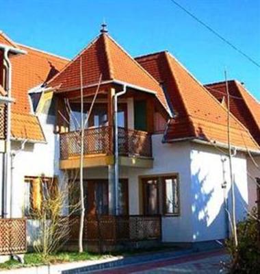 фото отеля Klaudia Apart'hotel