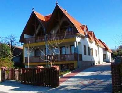 фото отеля Klaudia Apart'hotel