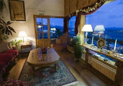 фото отеля Residencia Linares